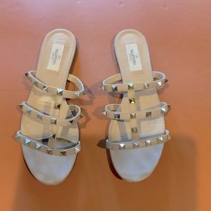 VALENTINO ROCKSTUD FLAT SLIDE SANDAL SIZE 8